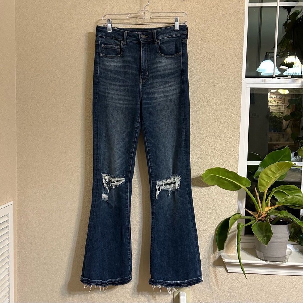 American Eagle Highest Rise Flare Jeans 6 Raw Hem Stretch 70s Boho Festival